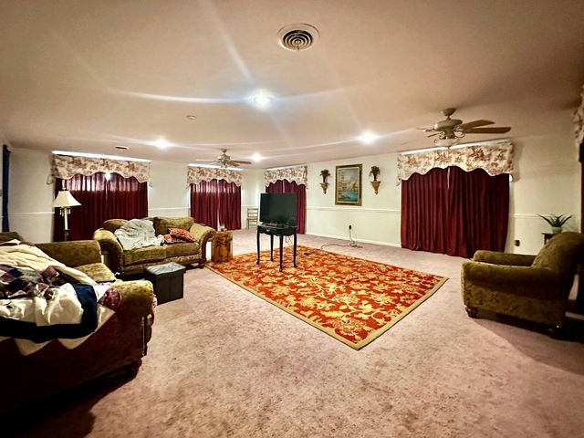 1108 WHITEHAVEN LN, Memphis, TN 38116