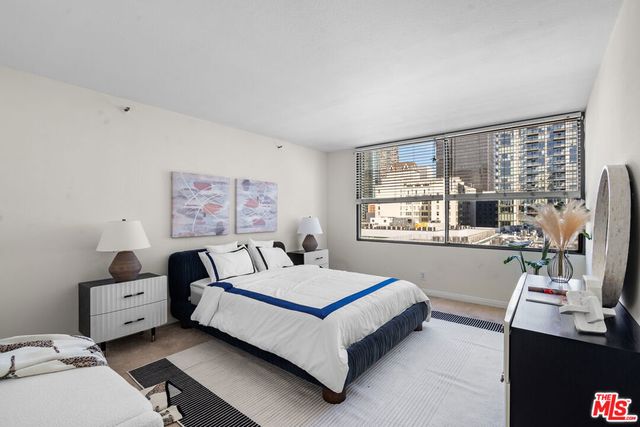 600 W 9th Street 1216, Los Angeles, CA 90015