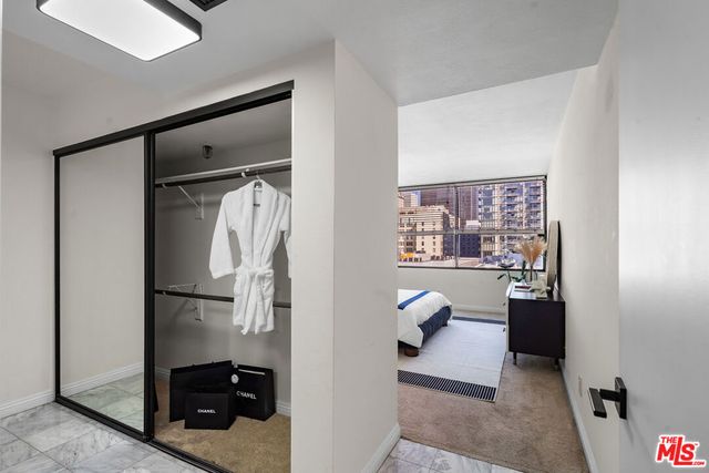 600 W 9th Street 1216, Los Angeles, CA 90015