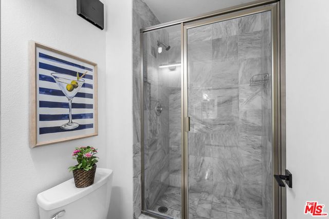 600 W 9th Street 1216, Los Angeles, CA 90015