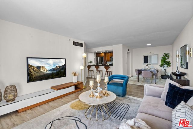 600 W 9th Street 1216, Los Angeles, CA 90015