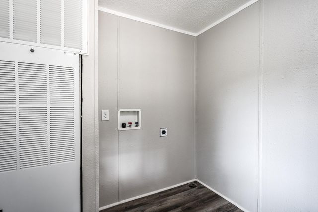 93 County Road 4020, Dayton, TX 77535