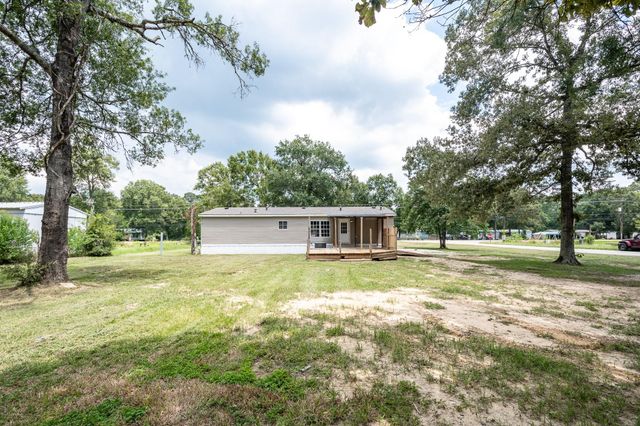 93 County Road 4020, Dayton, TX 77535