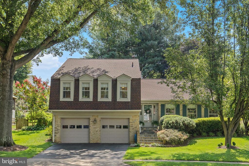 6237 WILMETTE DR, Burke, VA 22015