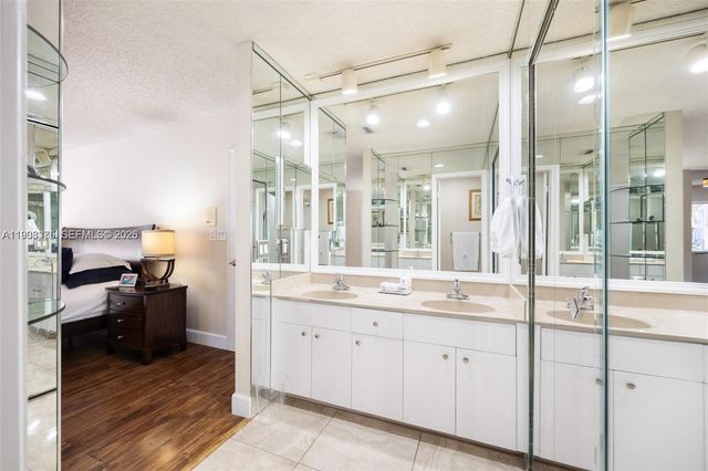 8610 SW 83rd St, Miami, FL 33143