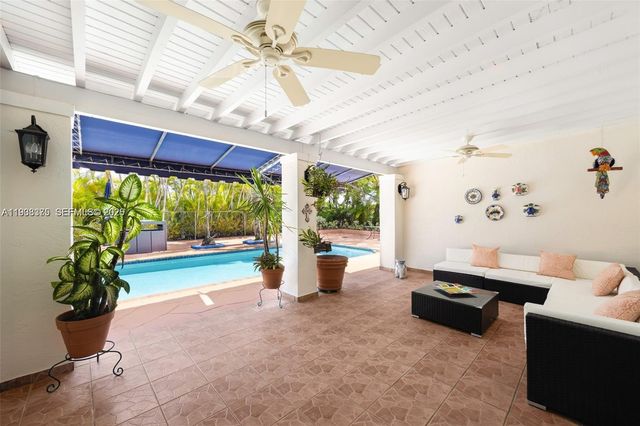 8610 SW 83rd St, Miami, FL 33143