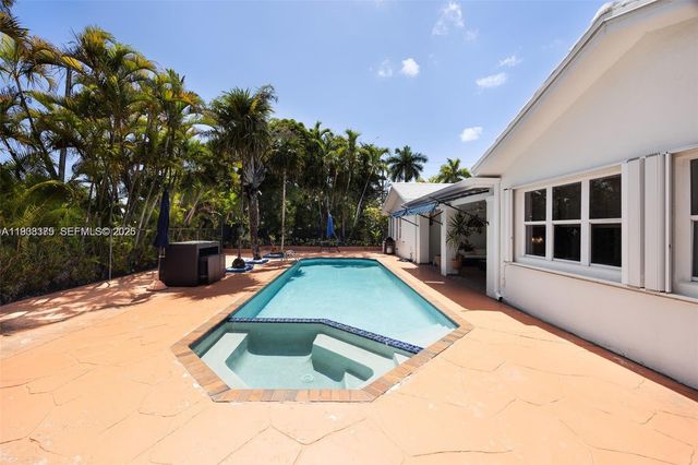 8610 SW 83rd St, Miami, FL 33143