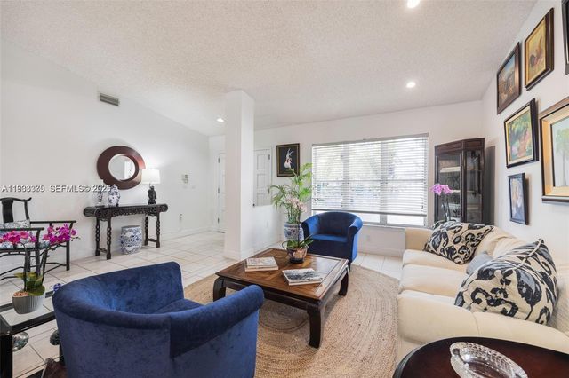 8610 SW 83rd St, Miami, FL 33143