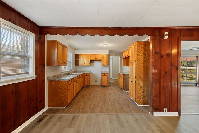 551 Magazine Rd, Pulaski, TN 38478