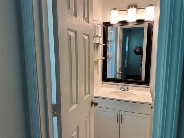 1271 Vintage Pointe Drive, Lawrenceville, GA 30044