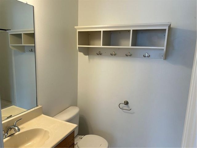 1271 Vintage Pointe Drive, Lawrenceville, GA 30044