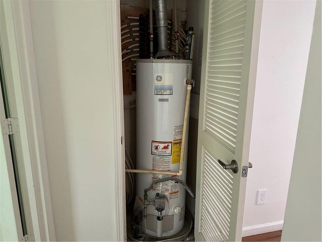 1271 Vintage Pointe Drive, Lawrenceville, GA 30044