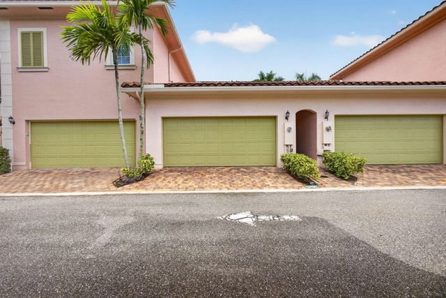 599 Dakota Drive, Jupiter, FL 33458