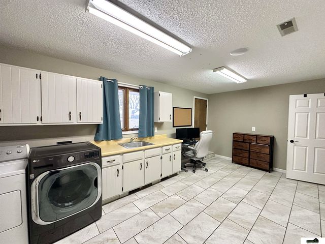 600 Russell Street, Firth, NE 68358