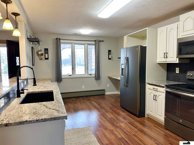 600 Russell Street, Firth, NE 68358