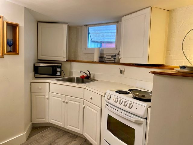 101 Fayerweather B, Cambridge, MA 02138