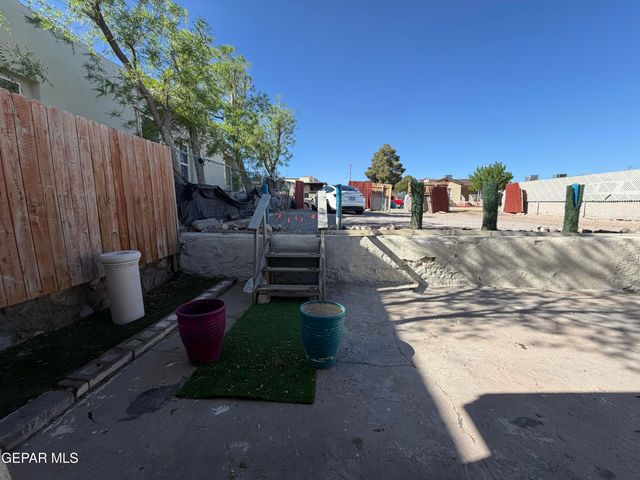 2618 IDALIA Avenue A, El Paso, TX 79930