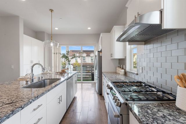 4371 4371 Panorama Dr, Dublin, CA 94568