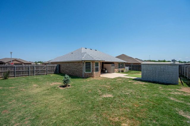 402 E Kinder Wells Boulevard, Perkins, OK 74059