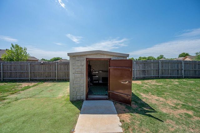 402 E Kinder Wells Boulevard, Perkins, OK 74059