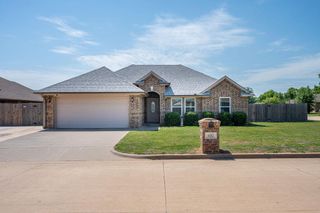 402 E Kinder Wells Boulevard, Perkins, OK 74059