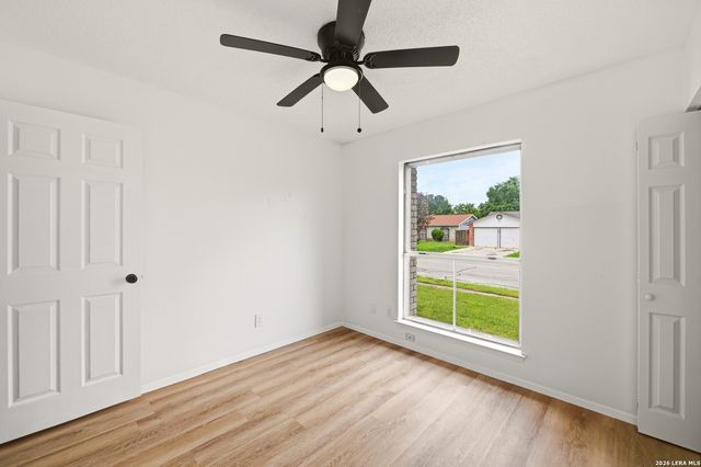 7702 Pipers Swan, San Antonio, TX 78251