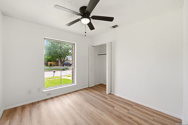 7702 Pipers Swan, San Antonio, TX 78251