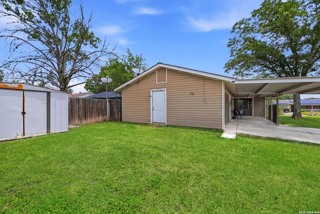 7702 Pipers Swan, San Antonio, TX 78251
