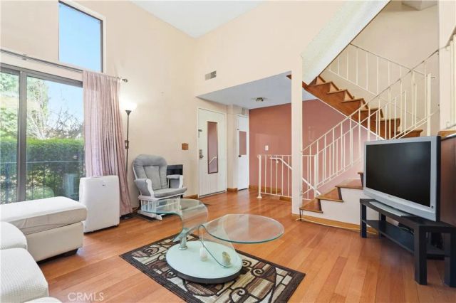 9620 Sepulveda 39, North Hills, CA 91343