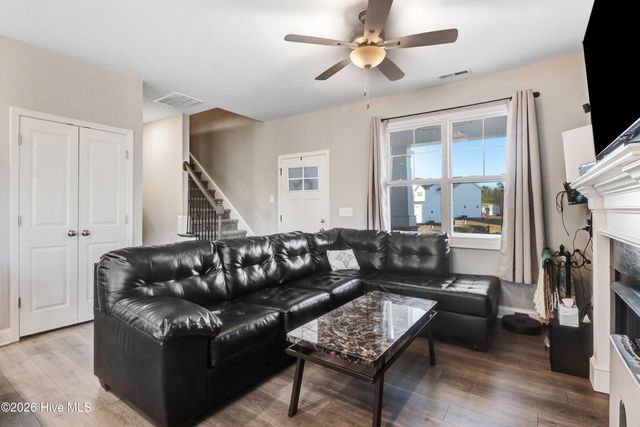 472 Jackson Pond Drive, Smithfield, NC 27577