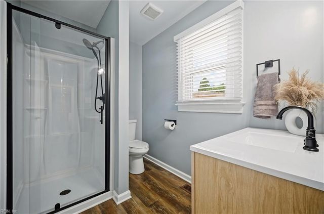 3618 Point Elizabeth DR, Chesapeake, VA 23321