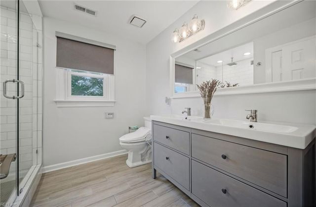 3618 Point Elizabeth DR, Chesapeake, VA 23321