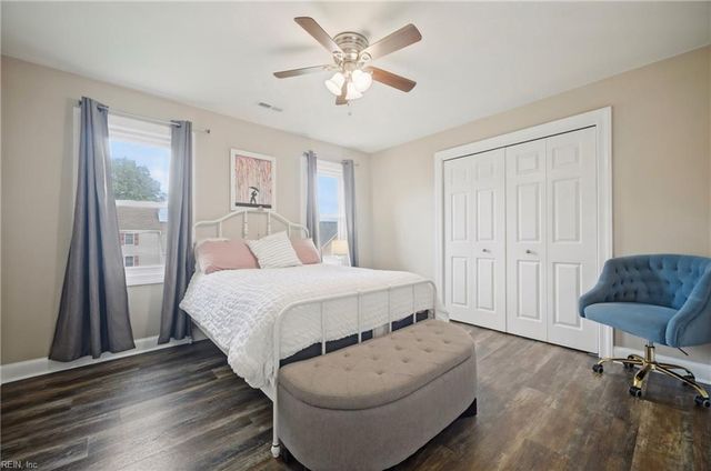 3618 Point Elizabeth DR, Chesapeake, VA 23321