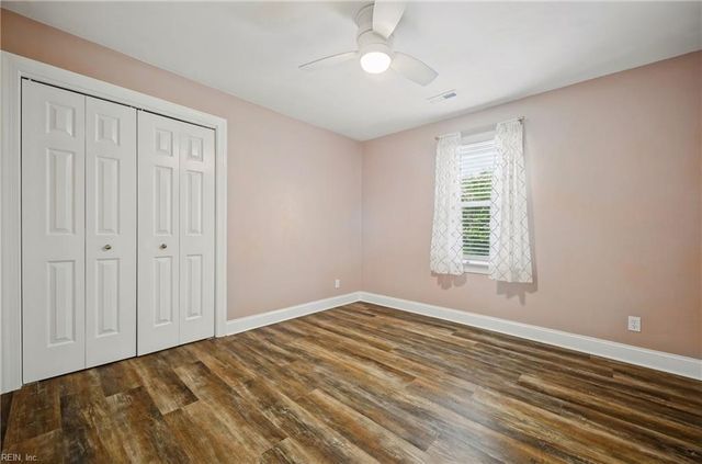 3618 Point Elizabeth DR, Chesapeake, VA 23321