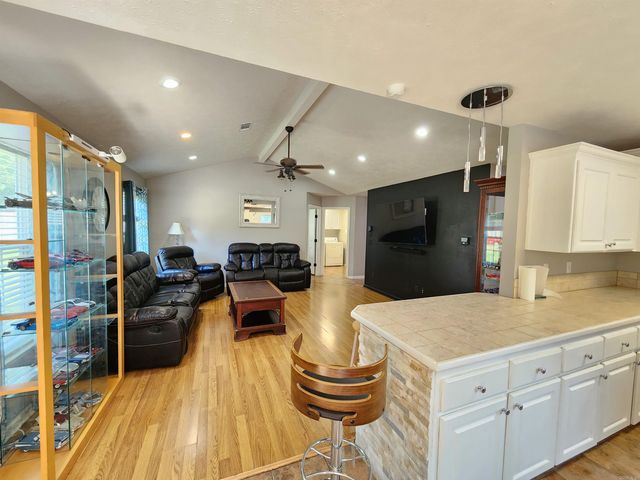 86 JB Drive, Lonoke, AR 72086