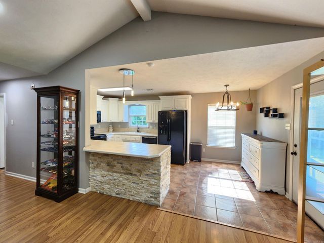 86 JB Drive, Lonoke, AR 72086
