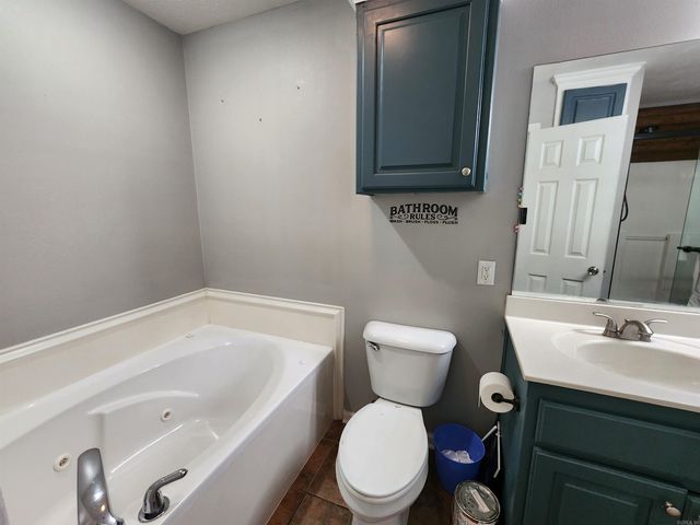 86 JB Drive, Lonoke, AR 72086