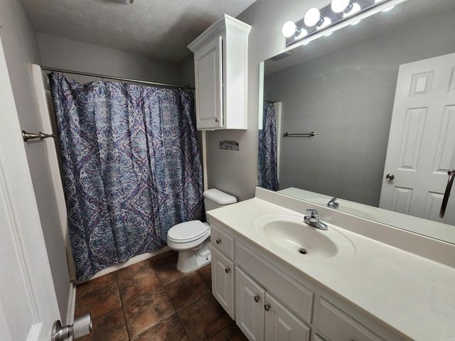 86 JB Drive, Lonoke, AR 72086