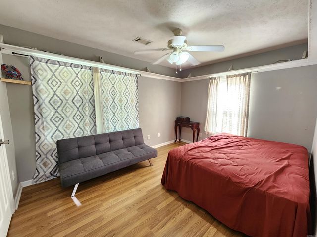 86 JB Drive, Lonoke, AR 72086