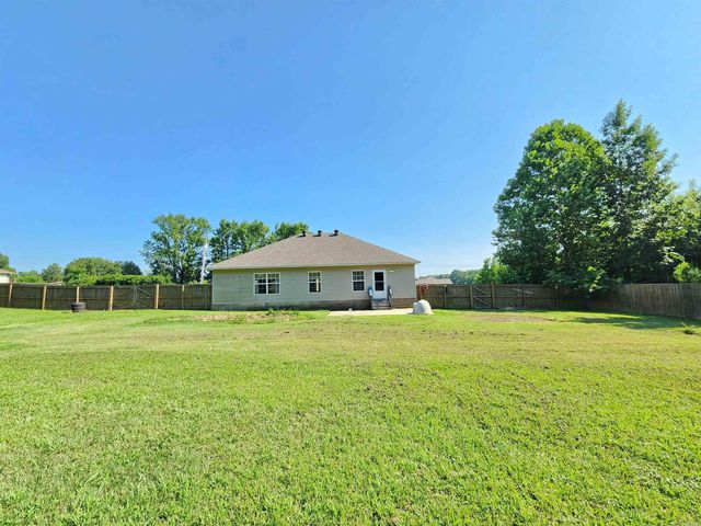 86 JB Drive, Lonoke, AR 72086