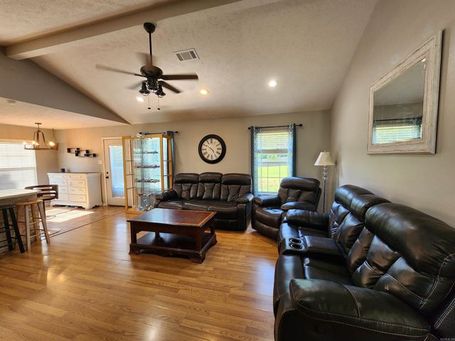86 JB Drive, Lonoke, AR 72086