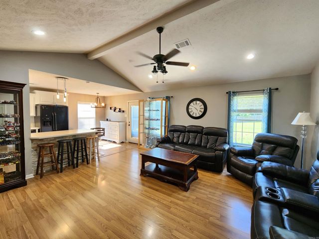 86 JB Drive, Lonoke, AR 72086