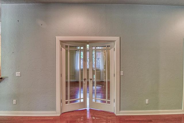 823 S Flood Avenue, Norman, OK 73069