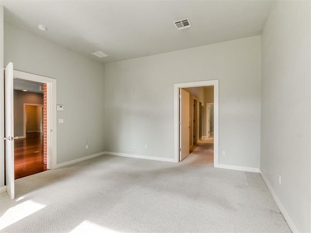 823 S Flood Avenue, Norman, OK 73069