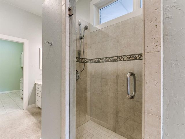 823 S Flood Avenue, Norman, OK 73069