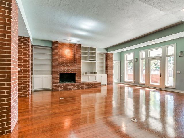 823 S Flood Avenue, Norman, OK 73069