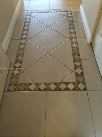 3701 N Country Club Dr 1901, Aventura, FL 33180