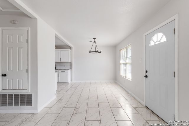243 Alicia Ave, San Antonio, TX 78228