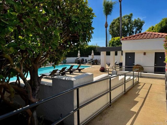 860 Cofair Court, Solana Beach, CA 92075