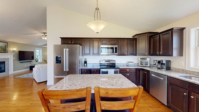 23 Upton Street, Millbury, MA 01527